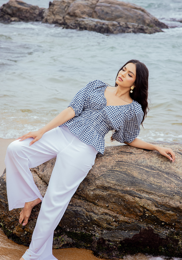 JULIA BLUE & WHITE PUFF SLEEVE BLOUSE